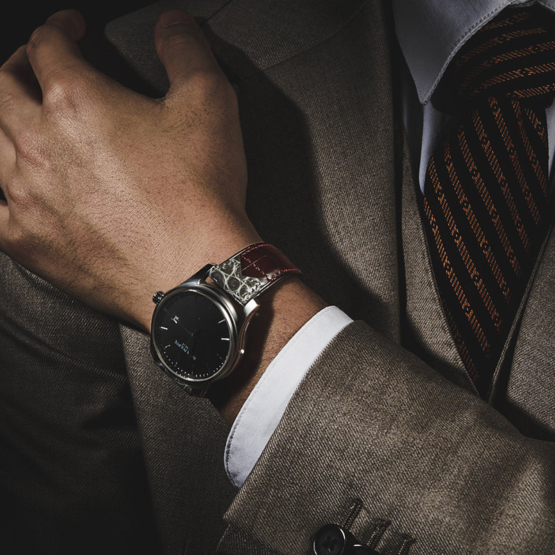 Brown With Grey Bow Tie Alligator Strap