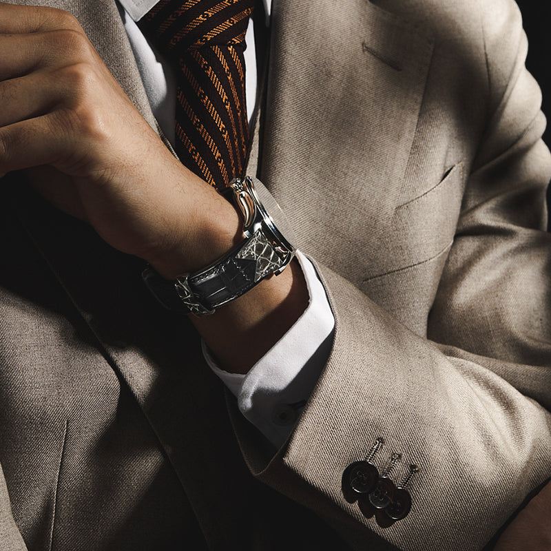 Black With Grey Bow Tie Alligator Strap
