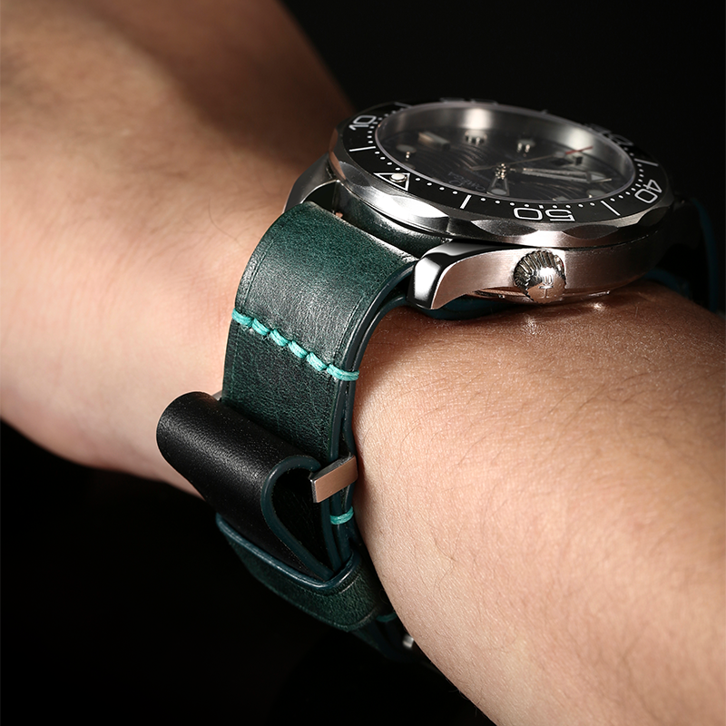 Nato Army Green Waxy Leather Strap